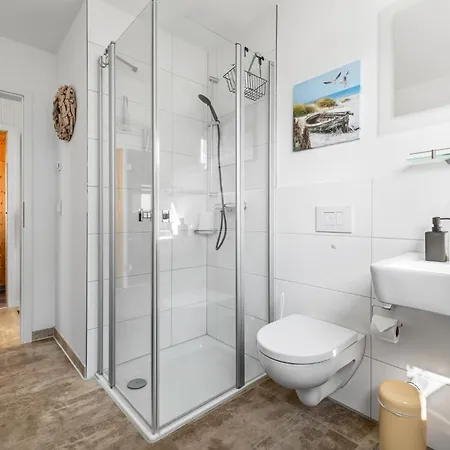 Sea Breeze: Meerblick, Sauna, Dachterrasse, Bootsanleger Hébergement de vacances *