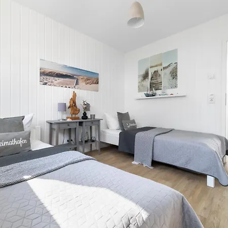 Sea Breeze: Meerblick, Sauna, Dachterrasse, Bootsanleger Olpenitz