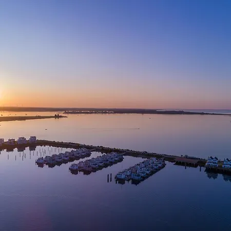 Feriehus Sea Breeze: Meerblick, Sauna, Dachterrasse, Bootsanleger